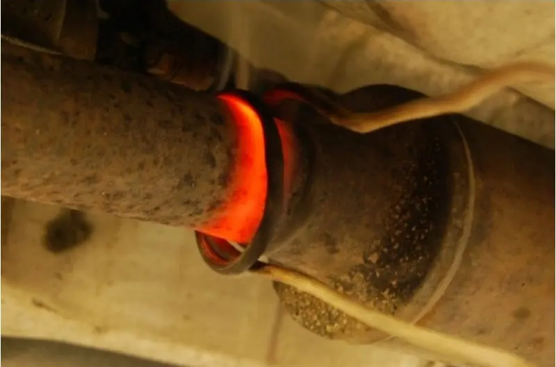 Podgrzewacz indukcyjny o mocy 1.5kW IDEAL 09