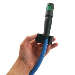 Poręczny uchwyt magnetyczny na wąż lakierniczy